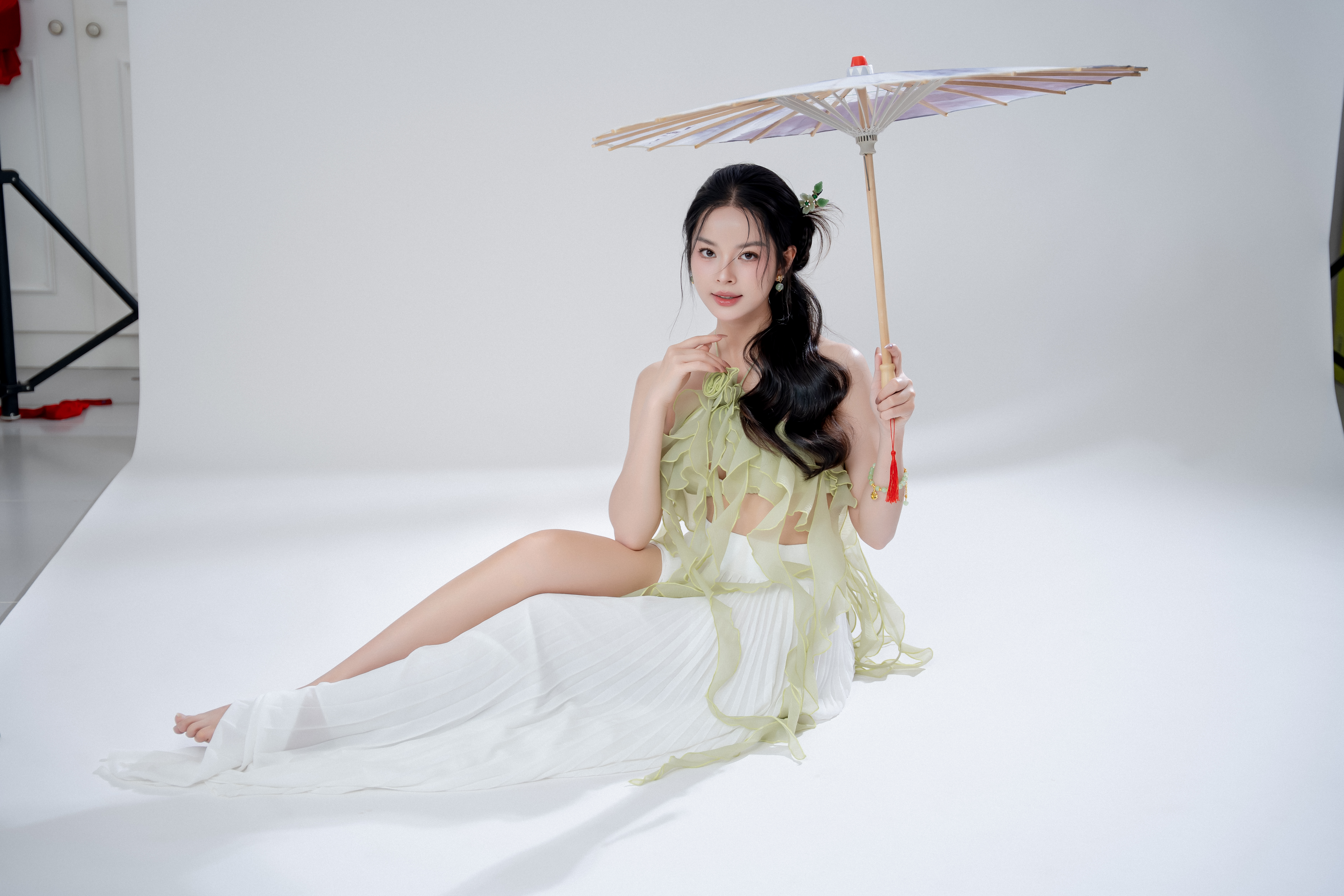 Lotus Reverie: High-End Lookbook Concept - 13